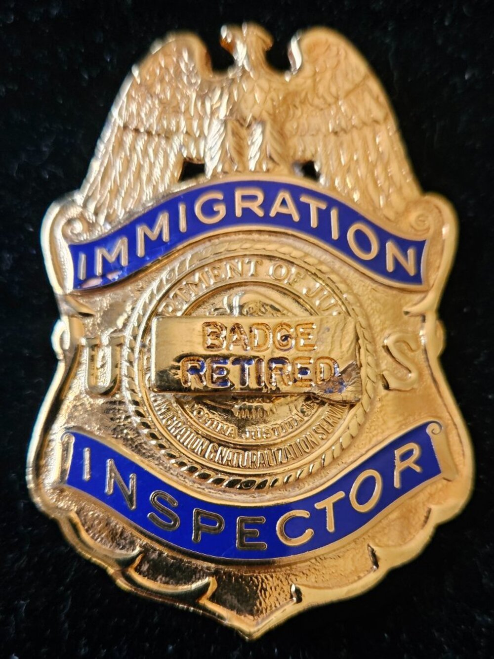 U.S. Department of Justice (DOJ) Immigration Inspector - Retired Badge